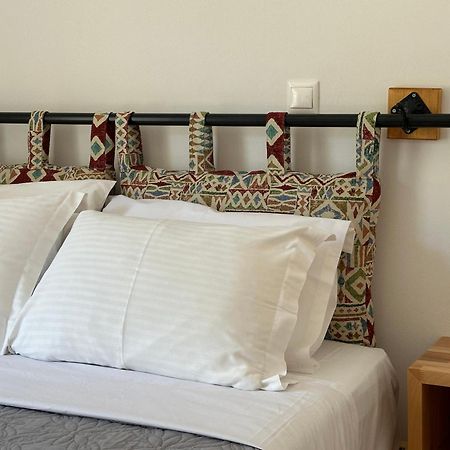 Elea Guesthouse Himare Exterior foto