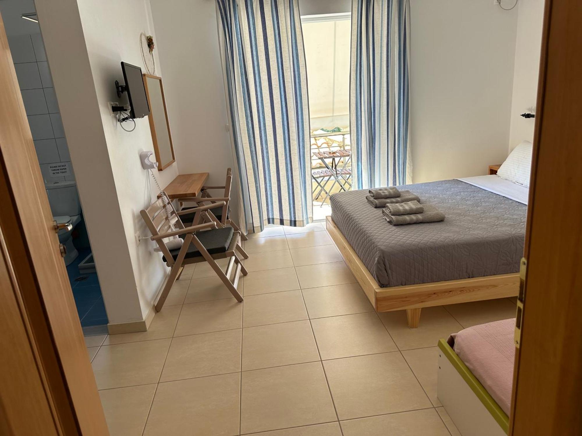 Elea Guesthouse Himare Exterior foto